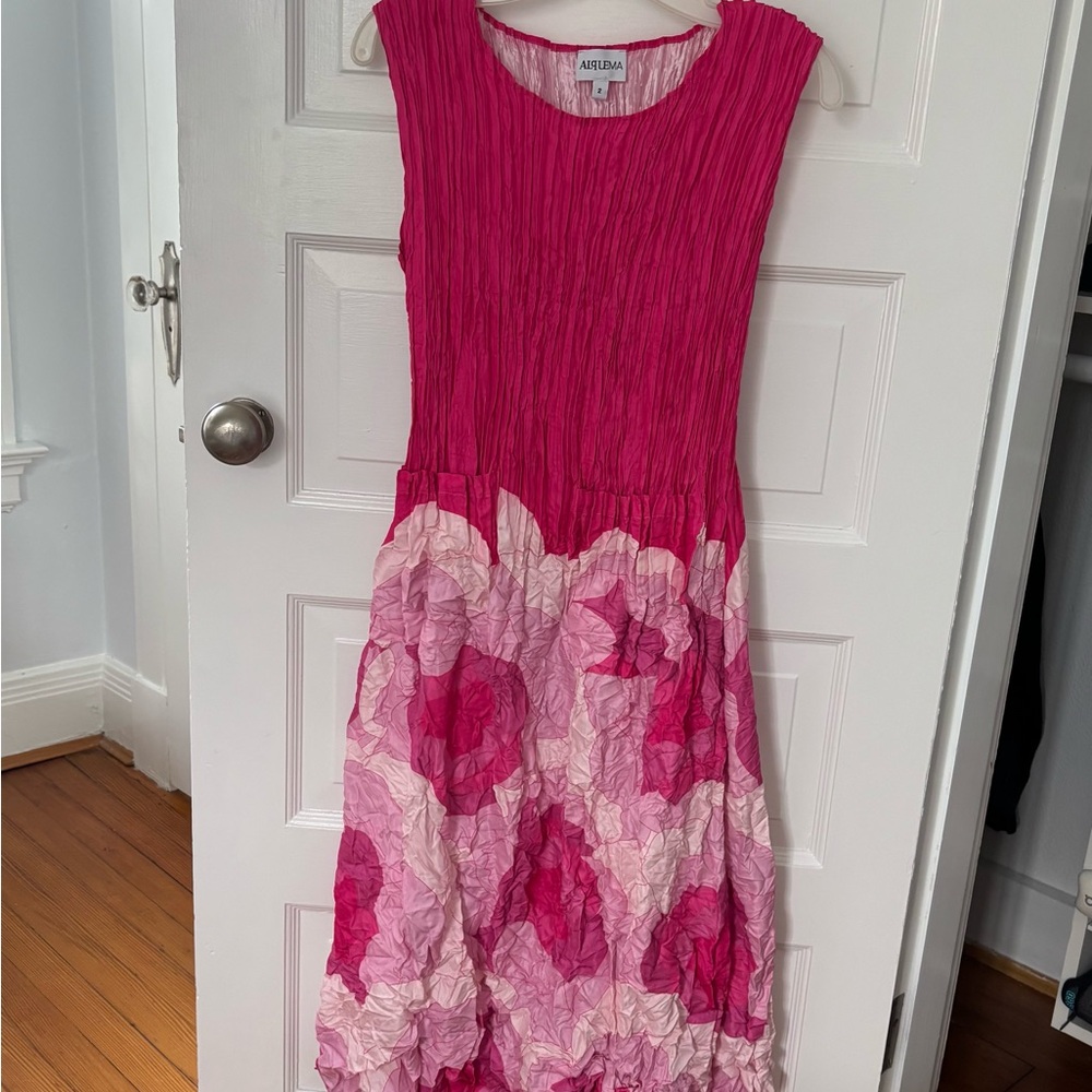 NWOT Alquema Fuschia Flower Sleeveless Crinkle smash pocket Midi dress size 2/XL